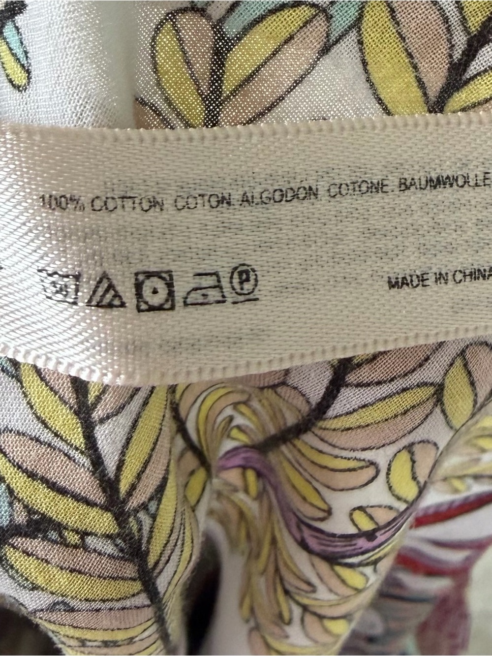 •Lilka (Anthropologie)• Safari Peacock Print Cropped Pants - Size Small - Picture 7 of 9